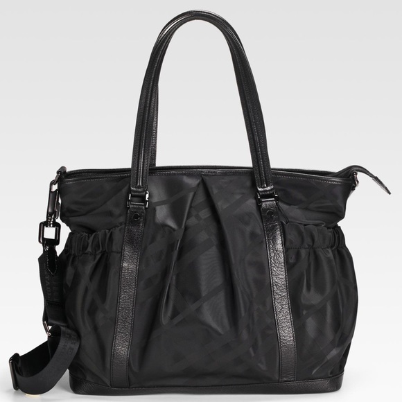 Authentic Burberry bag - Picture 1 of 16